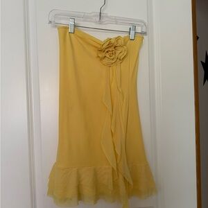 Elegant Yellow Mini Dress with Floral Detail